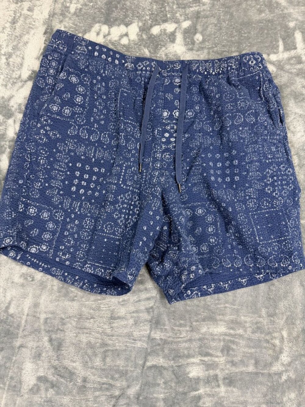 Gap Mens Blue Bandana Print Shorts XL Cotton Blend